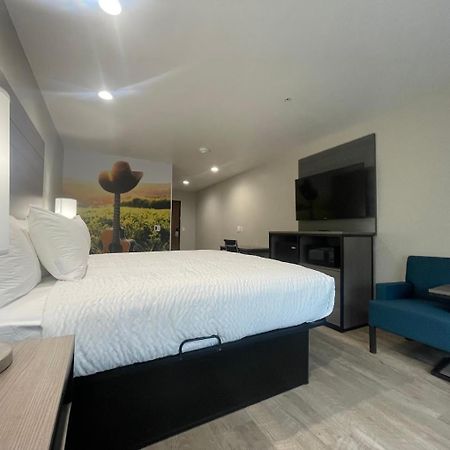 Clarion Pointe Hotel Fort Worth Eksteriør billede