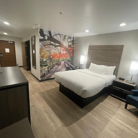 Clarion Pointe Hotel Fort Worth Eksteriør billede