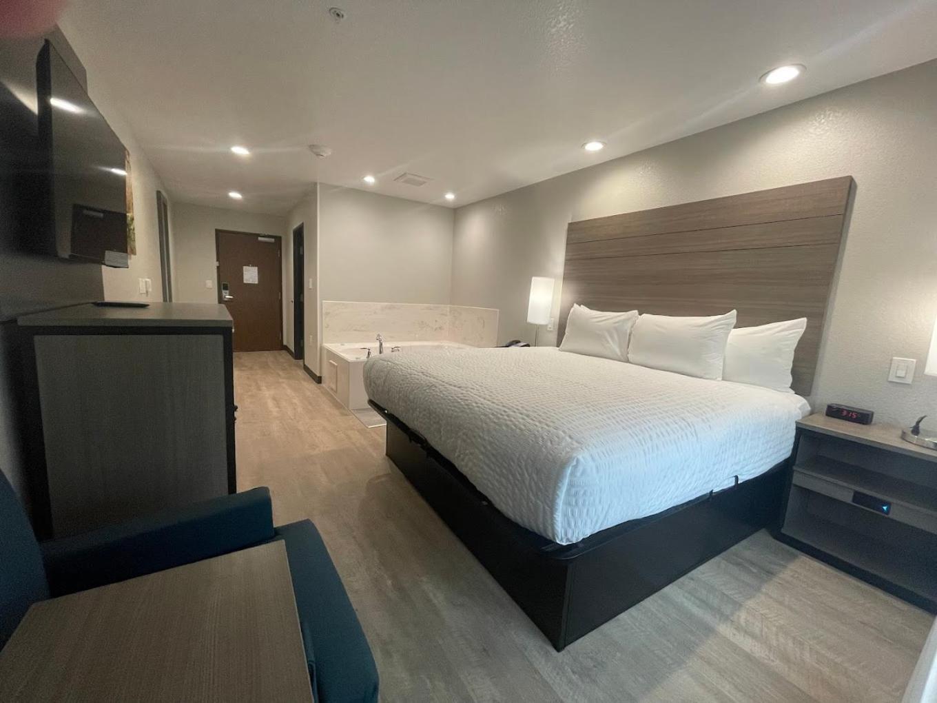Clarion Pointe Hotel Fort Worth Eksteriør billede